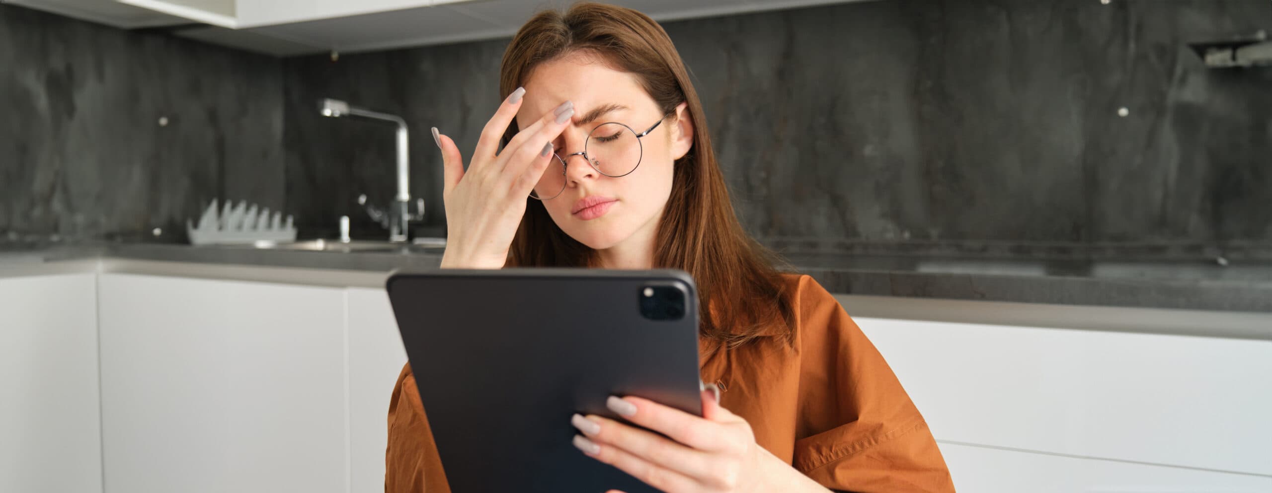 Digital Eye Strain in 2026: Causes, Symptoms, Prevention & Treatment
