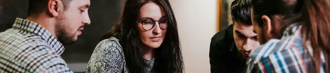 हमारे बारे में