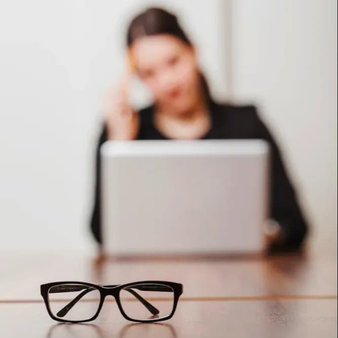 Kaip dažnai pasitaiko Kompiuterinės regos sindromas (CVS)/Skaitmeninė akių įtampa (DES)?